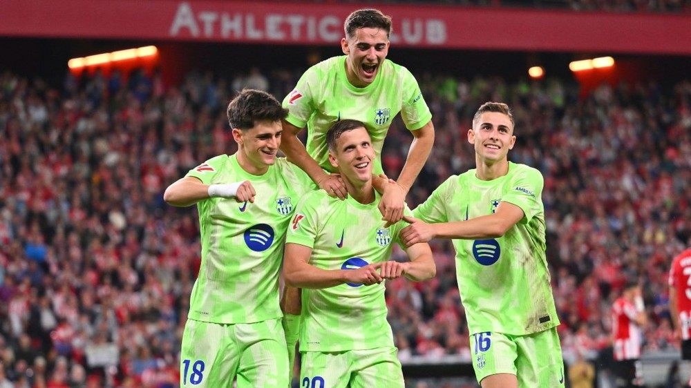 Lewandowski lập cú đúp, Barcelona thắng trận cuối cùng của mùa giải - Ảnh 2.