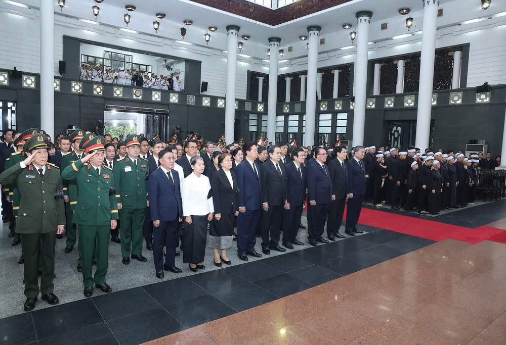 Lễ truy điệu nguyên Chủ tịch nước Trần Đức Lương tại Hà Nội - Ảnh 3.
