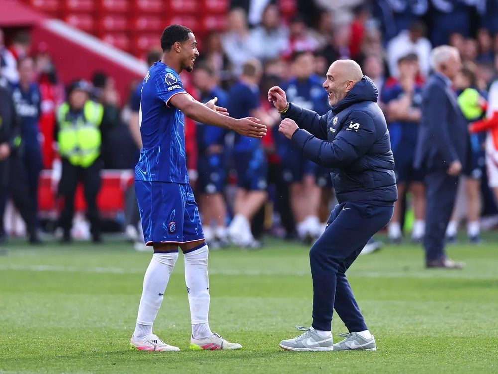 Chelsea: Maresca dần thoát khỏi cái bóng Guardiola - Ảnh 1.