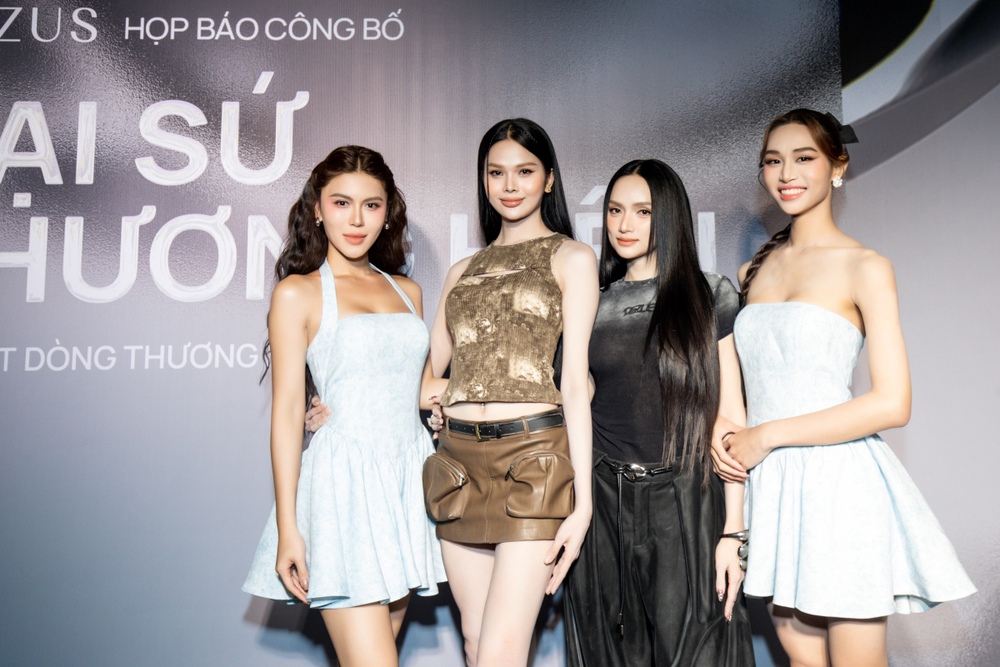 Hương Giang và Phú Cường tình tứ cùng dự sự kiện - Ảnh 3.