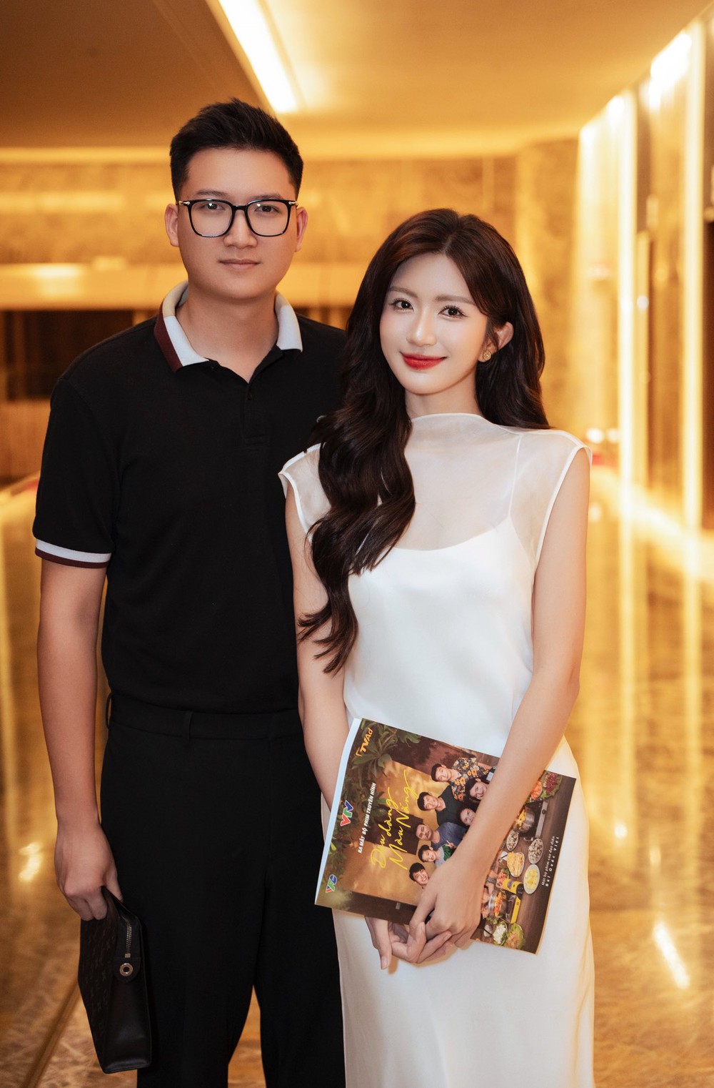 Ngọc Huyền khác lạ với hình ảnh gái quê cam chịu trong 'Dịu dàng màu nắng' - Ảnh 5.