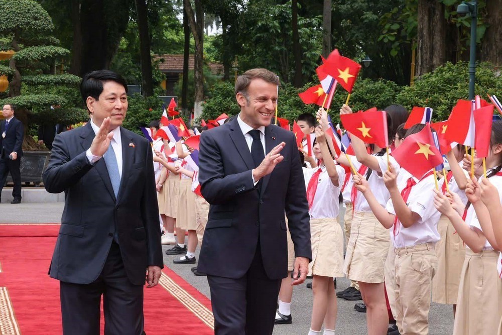 Hợp tác văn hóa, giao lưu nhân dân luôn là một điểm sáng trong quan hệ giữa Việt Nam và Pháp - Ảnh 1.