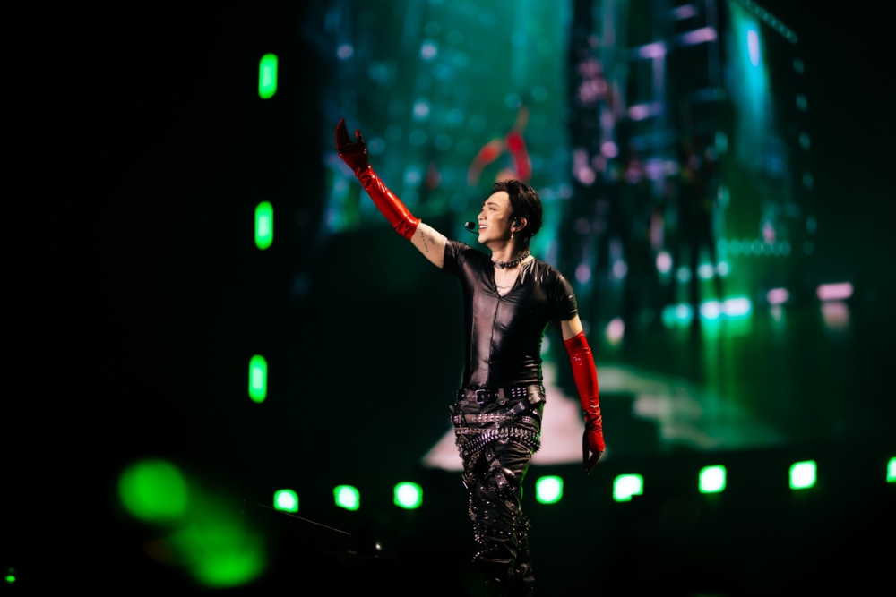 Concert đầu tiên của sự nghiệp SOOBIN: Âm thanh, ánh sáng chuẩn quốc tế - Ảnh 3.