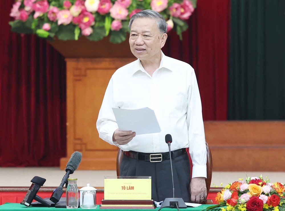 Tổng Bí thư Tô Lâm: Khẩn trương tham mưu hoàn thiện tổ chức, bộ máy mới của hệ thống chính trị và chuẩn bị đại hội đảng bộ các cấp tiến tới Đại hội XIV của Đảng - Ảnh 1.
