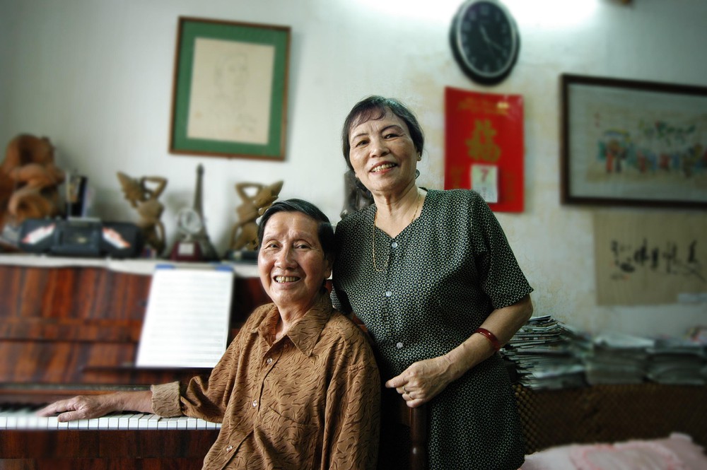 vo-chong-nhac-si-pham-tuyen-nguyen-anh-tuyet-1748388409766521243253.jpg