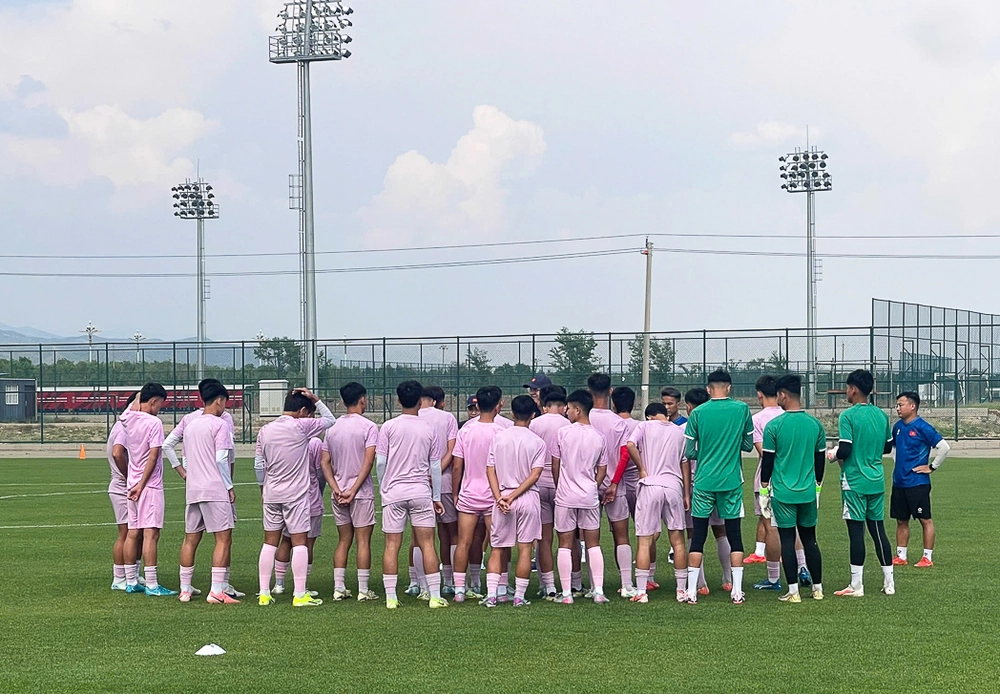 TRỰC TIẾP bóng đá Việt Nam vs Úc 13h00 hôm nay , giao hữu U16 quốc tế - Ảnh 1.