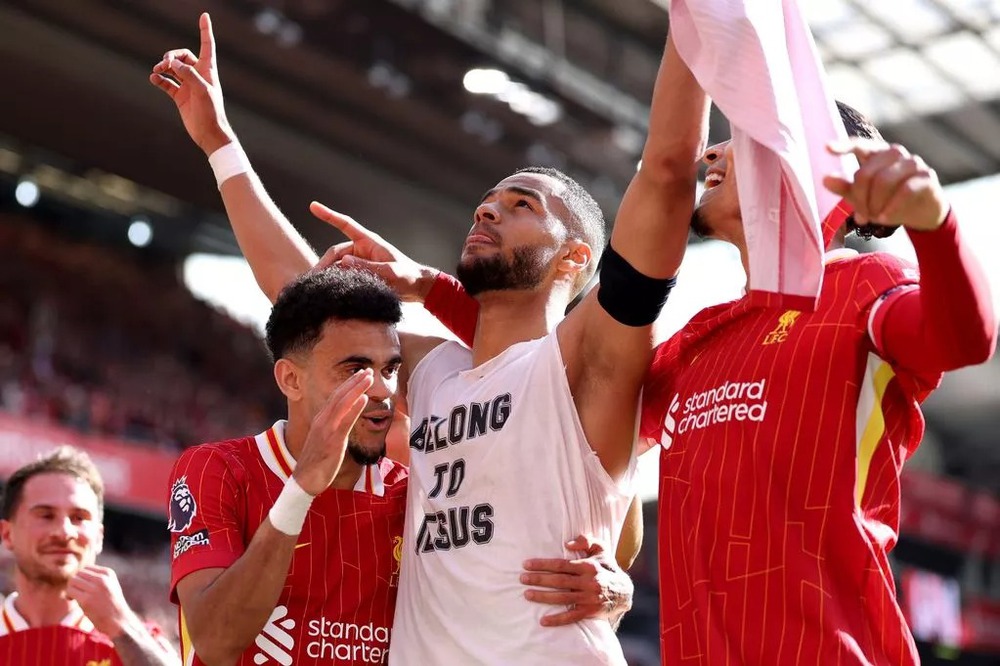 Tin chuyển nhượng ngày 28/5: Tân binh đắt giá sắp kiểm tra y tế ở MU; Arsenal 'chơi lớn' với Julian Alvarez - Ảnh 5.
