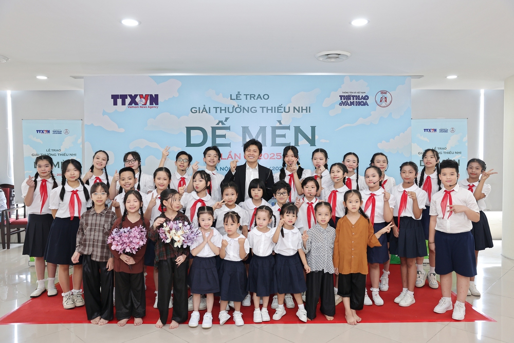 Lời nhắn từ tuổi lên 6 của Dế Mèn - Ảnh 2. Lời nhắn từ tuổi lên 6 của Dế Mèn - Ảnh 2.