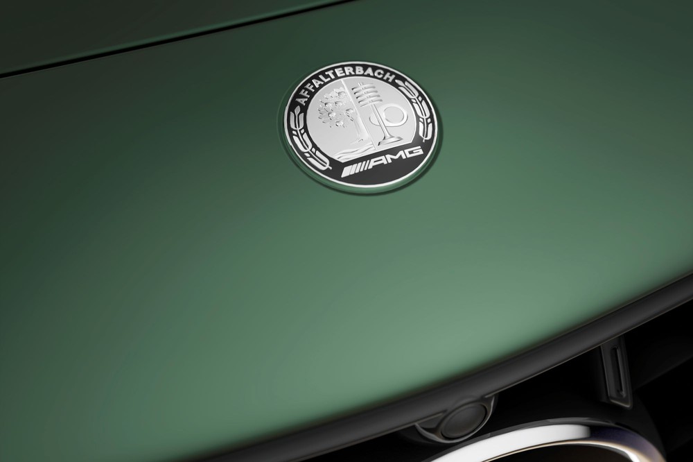 Chỉ có 2 chiếc cho thị trường Việt Nam, mẫu Mercedes này có gì đặc biệt? - Ảnh 3.