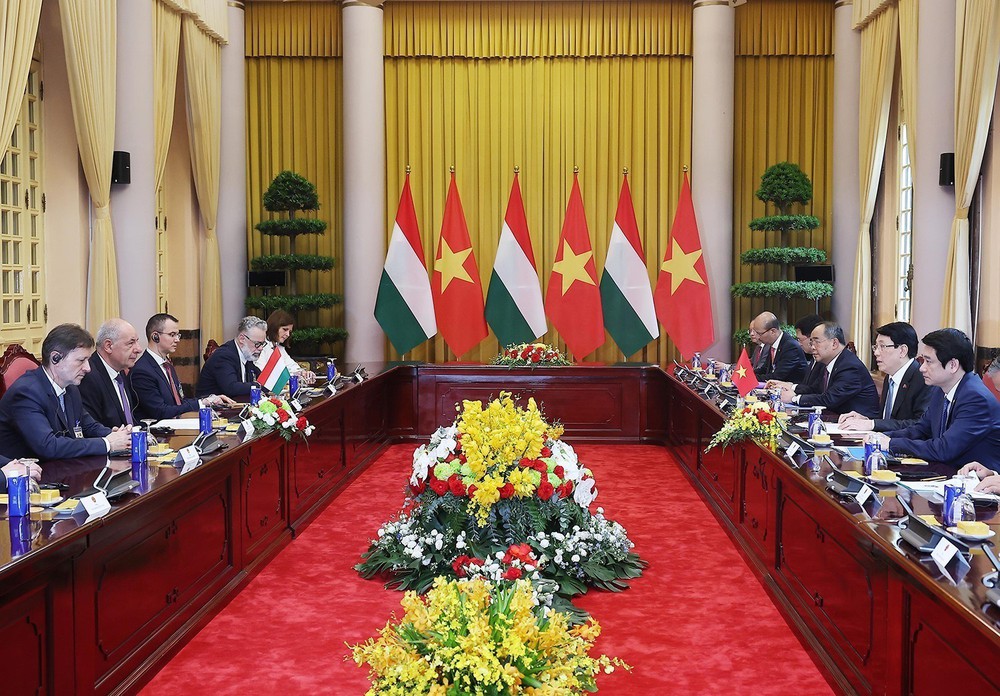 Hình ảnh Chủ tịch nước Lương Cường chủ trì lễ đón chính thức Tổng thống Hungary - Ảnh 10.