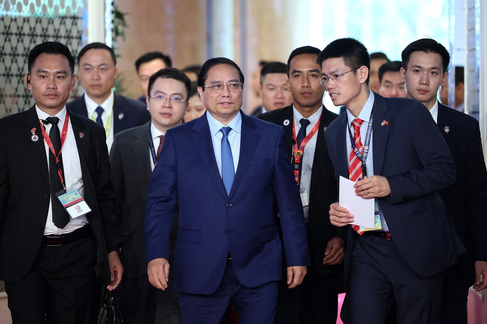 Hội nghị Cấp cao ASEAN: Thủ tướng Phạm Minh Chính và Thủ tướng Malaysia dự thảo luận về trí tuệ nhân tạo - Ảnh 1.
