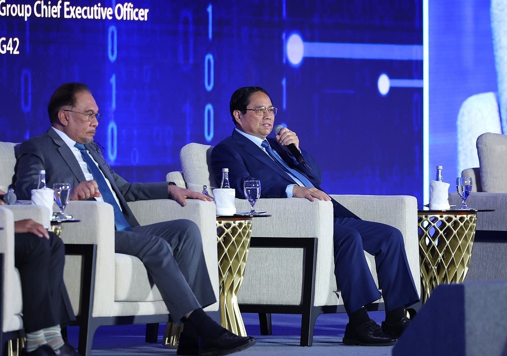 Hội nghị Cấp cao ASEAN: Thủ tướng Phạm Minh Chính và Thủ tướng Malaysia dự thảo luận về trí tuệ nhân tạo - Ảnh 4.