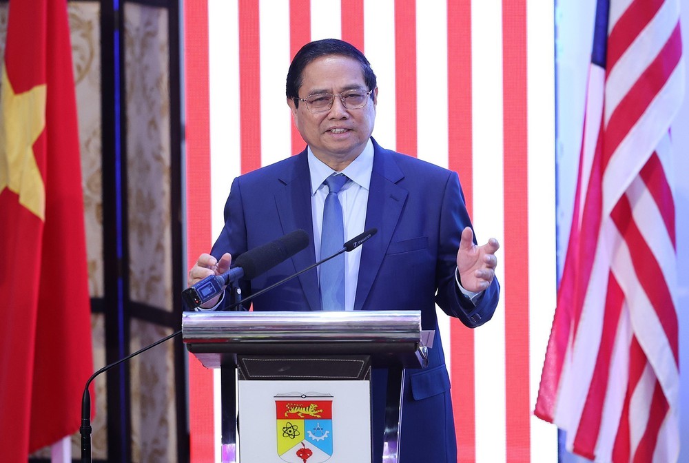 Thủ tướng Phạm Minh Chính đối thoại với sinh viên Trường Đại học Quốc gia Malaysia - Ảnh 4.