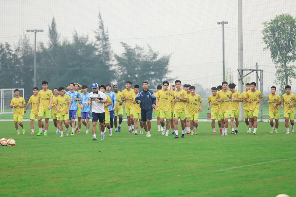 Tin nóng bóng đá Việt hôm nay 30/5: Malaysia hòa đội hạng 72 thế giới; U16 Việt Nam tự tin gặp U16 Trung Quốc - Ảnh 3.