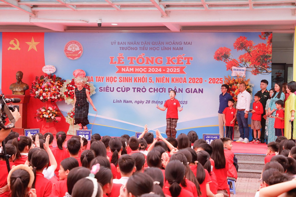 Hiệu trưởng, nhà thơ, Phụ huynh và Học Sinh cùng lan tỏa Trò chơi dân gian trong học đường - Ảnh 3.