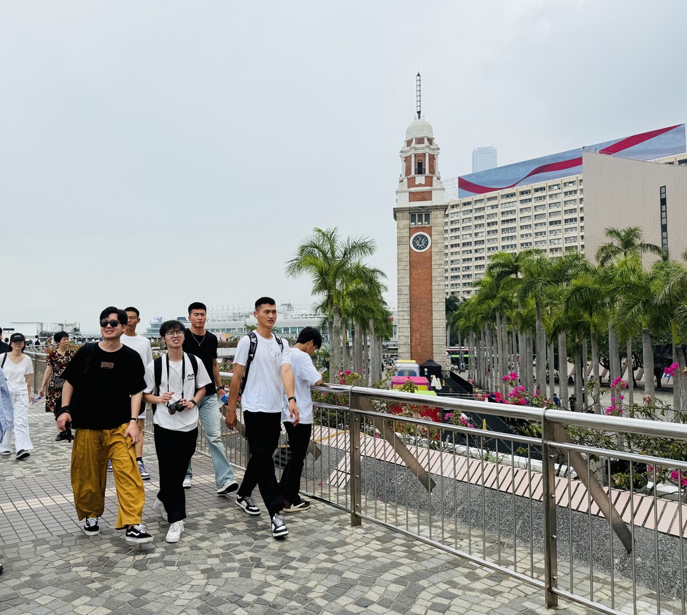 Hong Kong (Trung Quốc) thu hút lượng lớn du khách trong Tuần lễ vàng Ngày Quốc tế Lao động - Ảnh 5. Hong Kong (Trung Quốc) thu hút lượng lớn du khách trong Tuần lễ vàng Ngày Quốc tế Lao động - Ảnh 5.