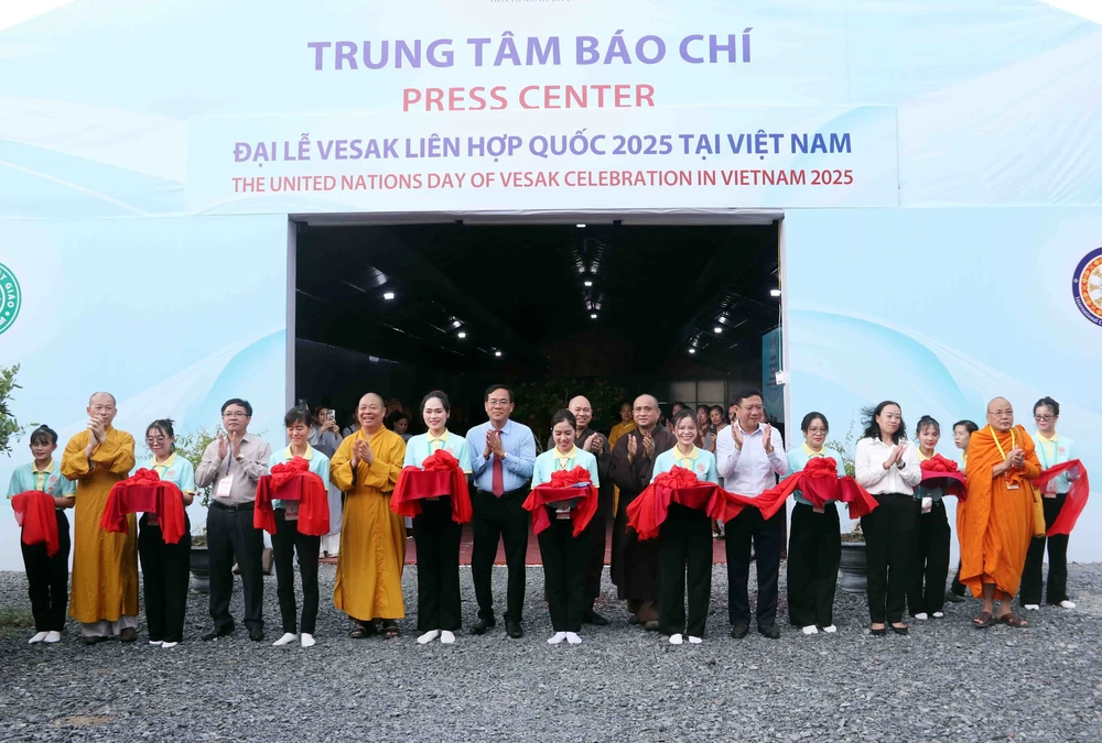 Nhiều hoạt động văn hóa Phật giáo trong khuôn khổ Đại lễ Vesak Liên hợp quốc 2025 - Ảnh 1. Nhiều hoạt động văn hóa Phật giáo trong khuôn khổ Đại lễ Vesak Liên hợp quốc 2025 - Ảnh 1.