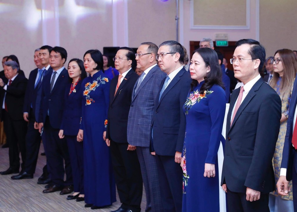 Quan hệ hữu nghị truyền thống và hợp tác nhiều mặt Việt Nam - Kazakhstan ngày càng phát triển sâu rộng - Ảnh 2. Quan hệ hữu nghị truyền thống và hợp tác nhiều mặt Việt Nam - Kazakhstan ngày càng phát triển sâu rộng - Ảnh 2.