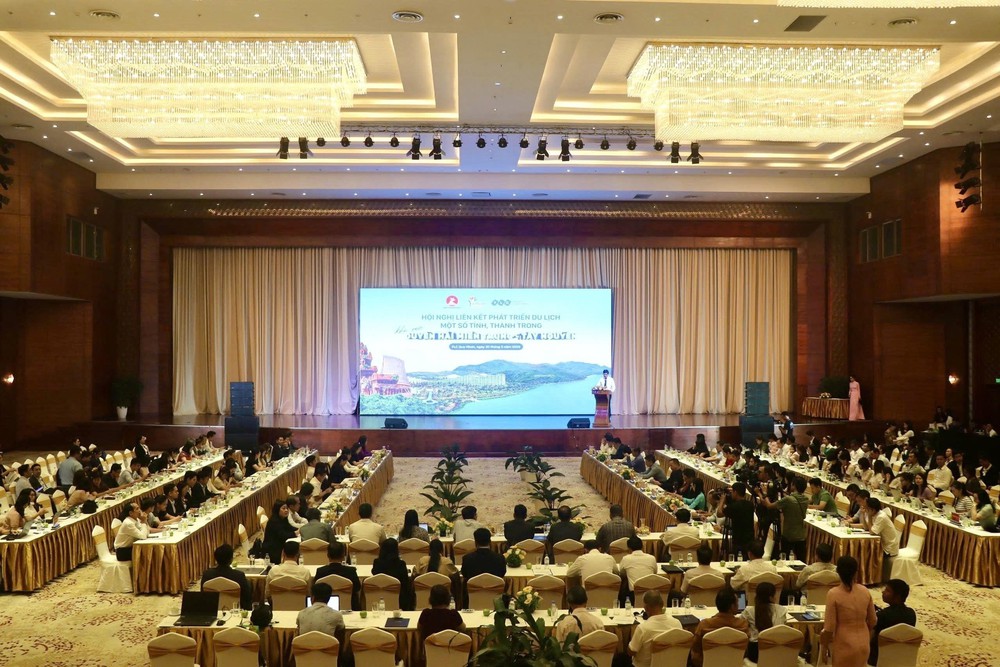 Liên kết phát triển du lịch vùng duyên hải miền Trung - Tây Nguyên - Ảnh 1. Liên kết phát triển du lịch vùng duyên hải miền Trung - Tây Nguyên - Ảnh 1.