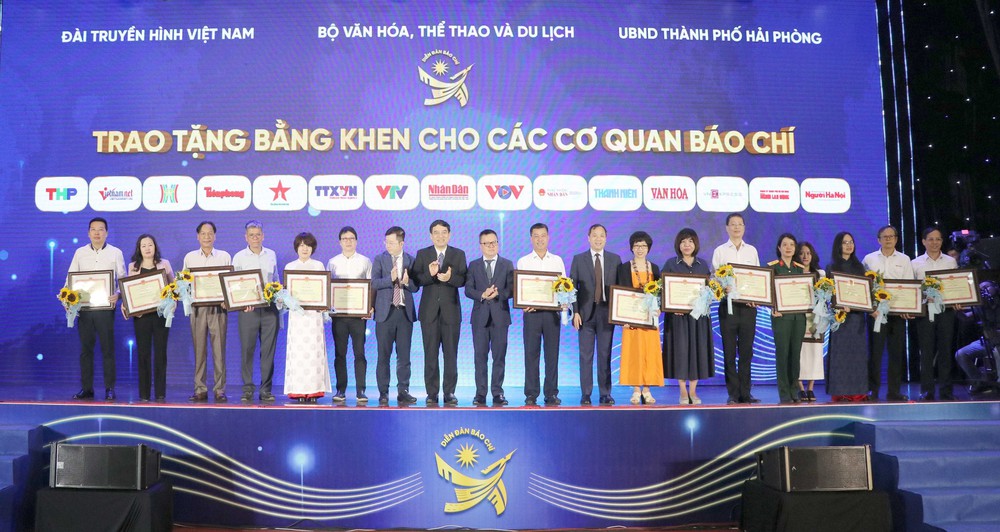 Báo chí là cầu nối truyền cảm hứng, quảng bá giá trị văn hóa - Ảnh 3.