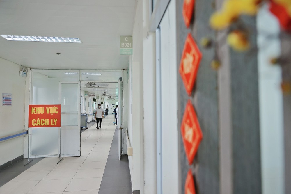 Thành phố Hồ Chí Minh: Hai trường hợp tử vong đồng nhiễm SARS-CoV-2 - Ảnh 1.