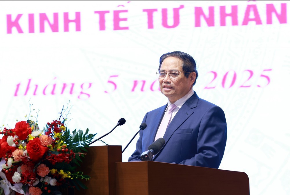 Thủ tướng Phạm Minh Chính: Phải trả lời giải quyết yêu cầu, khó khăn, vướng mắc của doanh nghiệp trong 2 tuần - Ảnh 1.