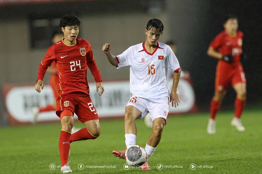 TRỰC TIẾP bóng đá Việt Nam vs Saudi Arabia 13h00 hôm nay, giao hữu quốc tế 2025 - Ảnh 1.