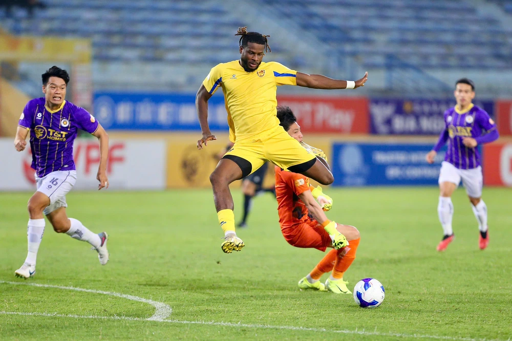Link xem trực tiếp bóng đá Quảng Nam vs CAHN, 17h00 ngày 5/5, vòng 21 V-League - Ảnh 2.