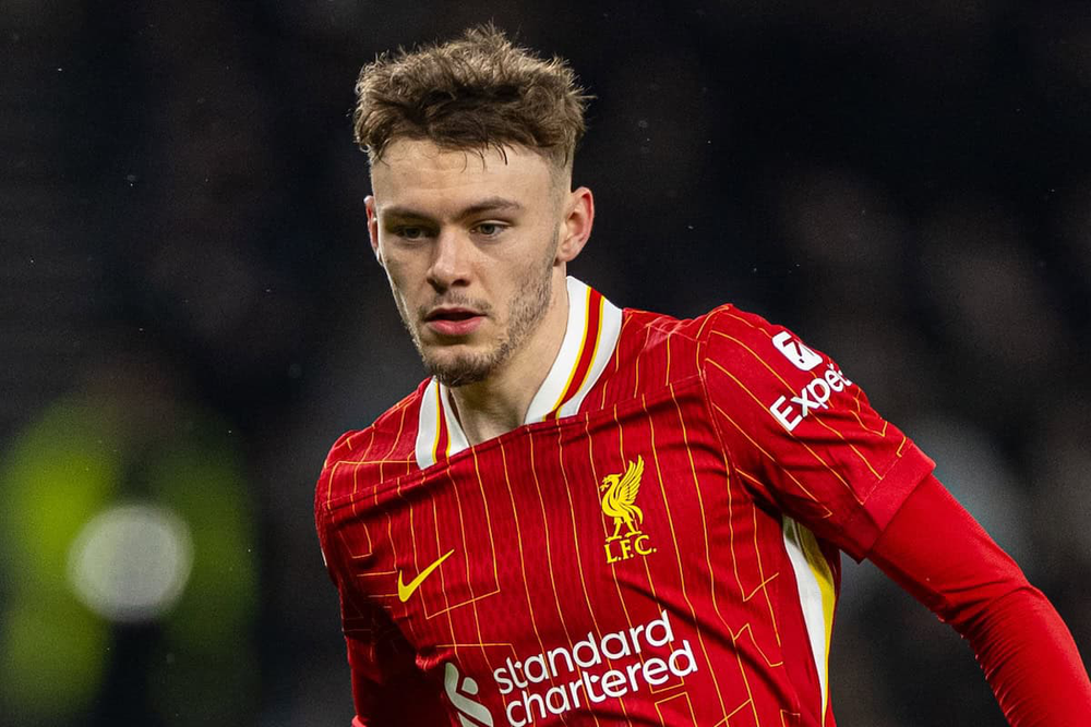 Vô địch rồi, Slot làm gì để nâng tầm Liverpool? - Ảnh 1.