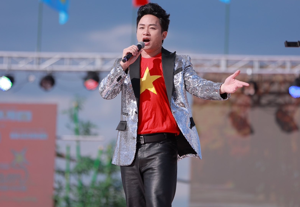 "Hải Phòng - 70 năm niềm tin và khát vọng vươn mình" quy tụ dàn nghệ sĩ tên tuổi - Ảnh 2. "Hải Phòng - 70 năm niềm tin và khát vọng vươn mình" quy tụ dàn nghệ sĩ tên tuổi - Ảnh 2.