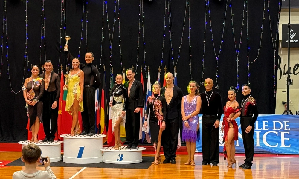 VĐV Việt Nam lọt Top 30 cặp đôi Dancesport xuất sắc nhất thế giới lứa tuổi trung niên - Ảnh 4.