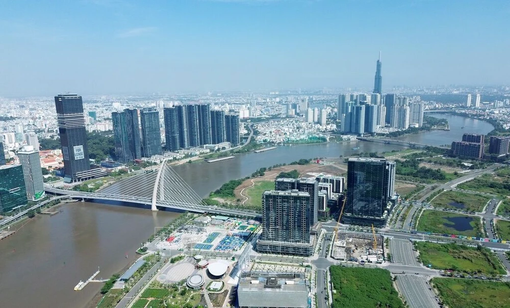 Sau sáp nhập, Thành phố Hồ Chí Minh là một cực tăng trưởng mới của cả nước - Ảnh 2.