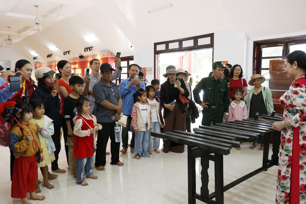 Bảo tồn văn hóa người S’tiêng gắn liền với địa danh sóc Bom Bo huyền thoại - Ảnh 4. Bảo tồn văn hóa người S’tiêng gắn liền với địa danh sóc Bom Bo huyền thoại - Ảnh 4.