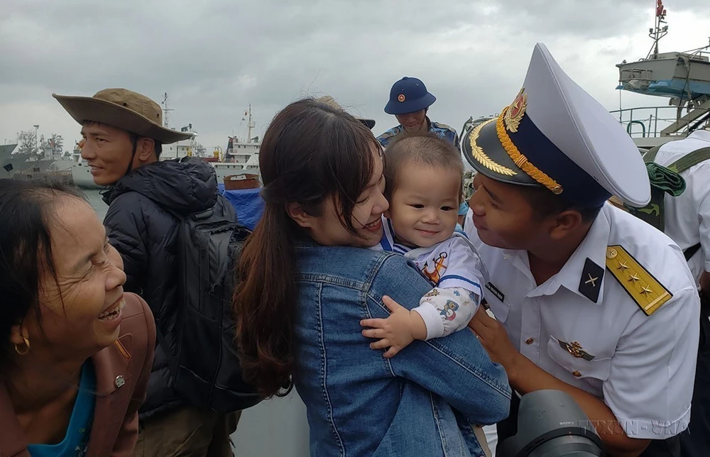 Hải quân nhân dân Việt Nam 70 năm hoàn thành xuất sắc nhiệm vụ bảo vệ chủ quyền Tổ quốc - Ảnh 30. Hải quân nhân dân Việt Nam 70 năm hoàn thành xuất sắc nhiệm vụ bảo vệ chủ quyền Tổ quốc - Ảnh 30.