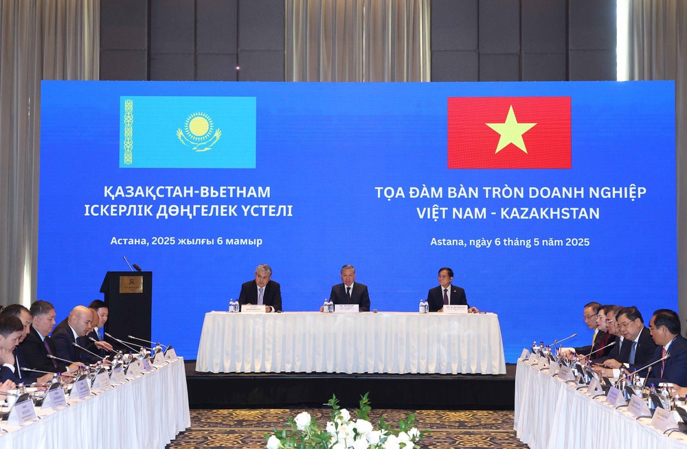 Tổng Bí thư Tô Lâm dự Tọa đàm bàn tròn Doanh nghiệp Việt Nam – Kazakhstan - Ảnh 3. Tổng Bí thư Tô Lâm dự Tọa đàm bàn tròn Doanh nghiệp Việt Nam – Kazakhstan - Ảnh 3.