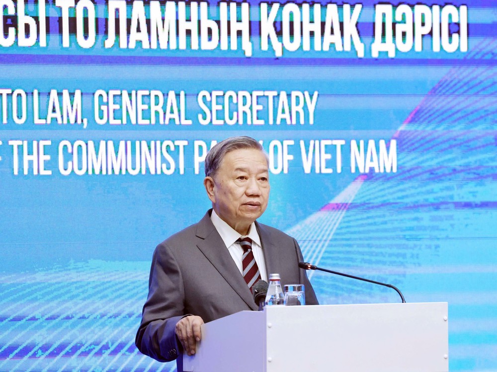 Tổng Bí thư Tô Lâm phát biểu về chính sách tại Học viện Hành chính Công Kazakhstan - Ảnh 2. Tổng Bí thư Tô Lâm phát biểu về chính sách tại Học viện Hành chính Công Kazakhstan - Ảnh 2.