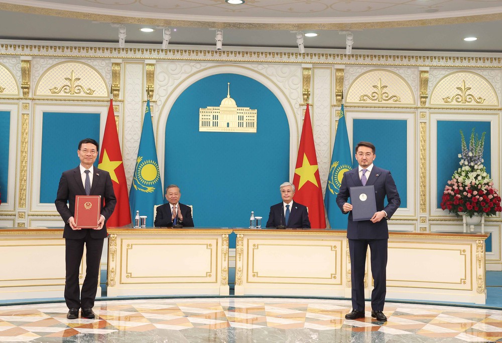 Hợp tác giữa Thông tấn xã Việt Nam và Tổ hợp Phát thanh Truyền hình Cộng hòa Kazakhstan - Ảnh 4. Hợp tác giữa Thông tấn xã Việt Nam và Tổ hợp Phát thanh Truyền hình Cộng hòa Kazakhstan - Ảnh 4.