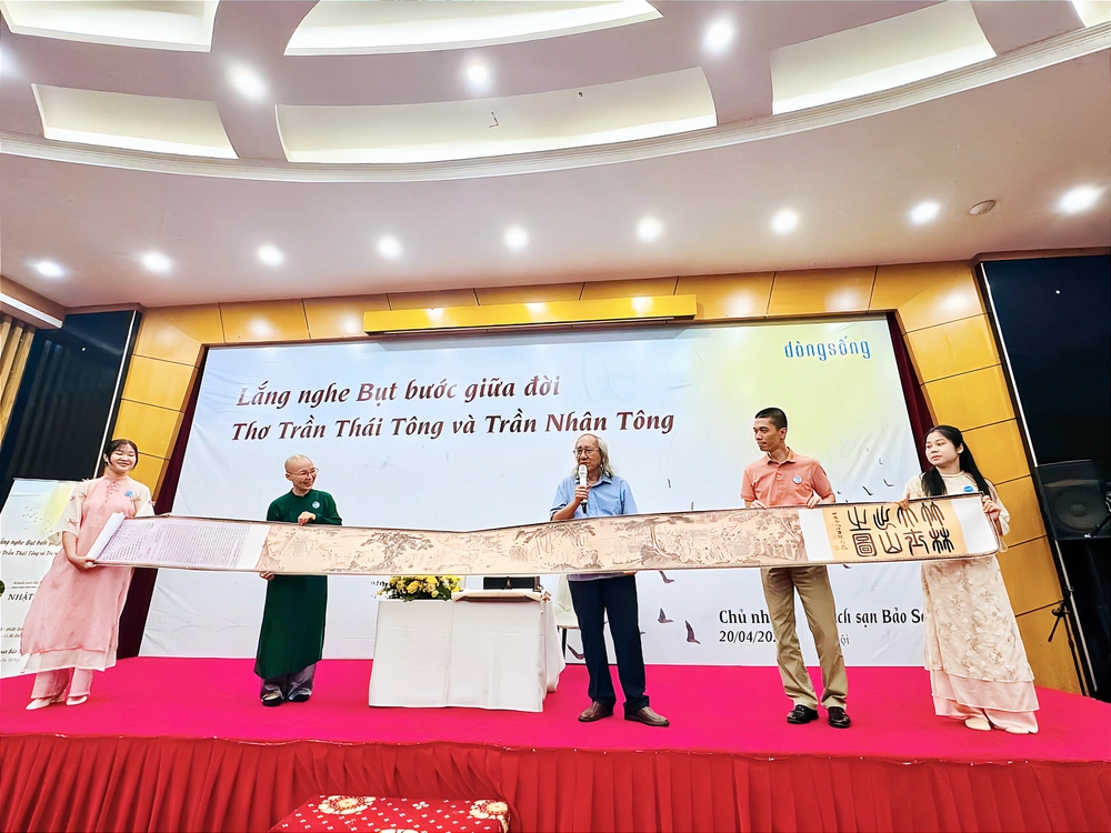 Cùng nhà văn Nhật Chiêu &quot;lắng nghe Bụt bước giữa đời&quot; - Ảnh 1.