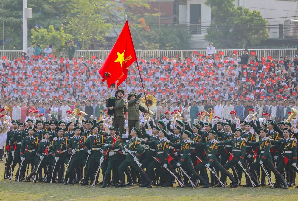 71 năm Chiến thắng Điện Biên Phủ: Khát vọng phát triển trên mảnh đất lịch sử - Ảnh 4. 71 năm Chiến thắng Điện Biên Phủ: Khát vọng phát triển trên mảnh đất lịch sử - Ảnh 4.