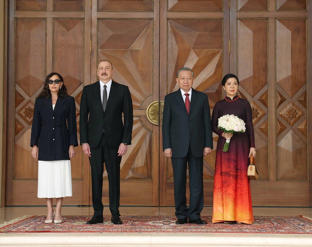 Lễ đón Tổng Bí thư Tô Lâm thăm cấp Nhà nước tới Azerbaijan - Ảnh 7. Lễ đón Tổng Bí thư Tô Lâm thăm cấp Nhà nước tới Azerbaijan - Ảnh 7.