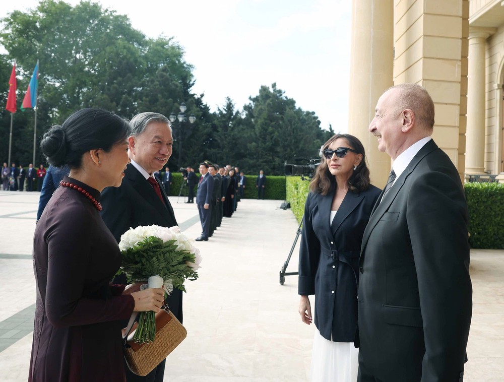 Lễ đón Tổng Bí thư Tô Lâm thăm cấp Nhà nước tới Azerbaijan - Ảnh 6. Lễ đón Tổng Bí thư Tô Lâm thăm cấp Nhà nước tới Azerbaijan - Ảnh 6.