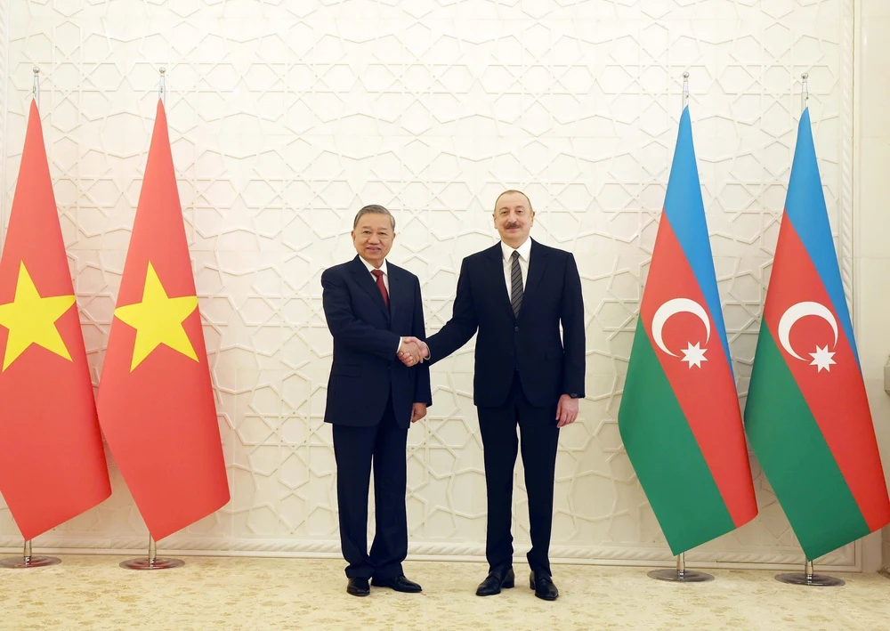Lễ đón Tổng Bí thư Tô Lâm thăm cấp Nhà nước tới Azerbaijan - Ảnh 9. Lễ đón Tổng Bí thư Tô Lâm thăm cấp Nhà nước tới Azerbaijan - Ảnh 9.