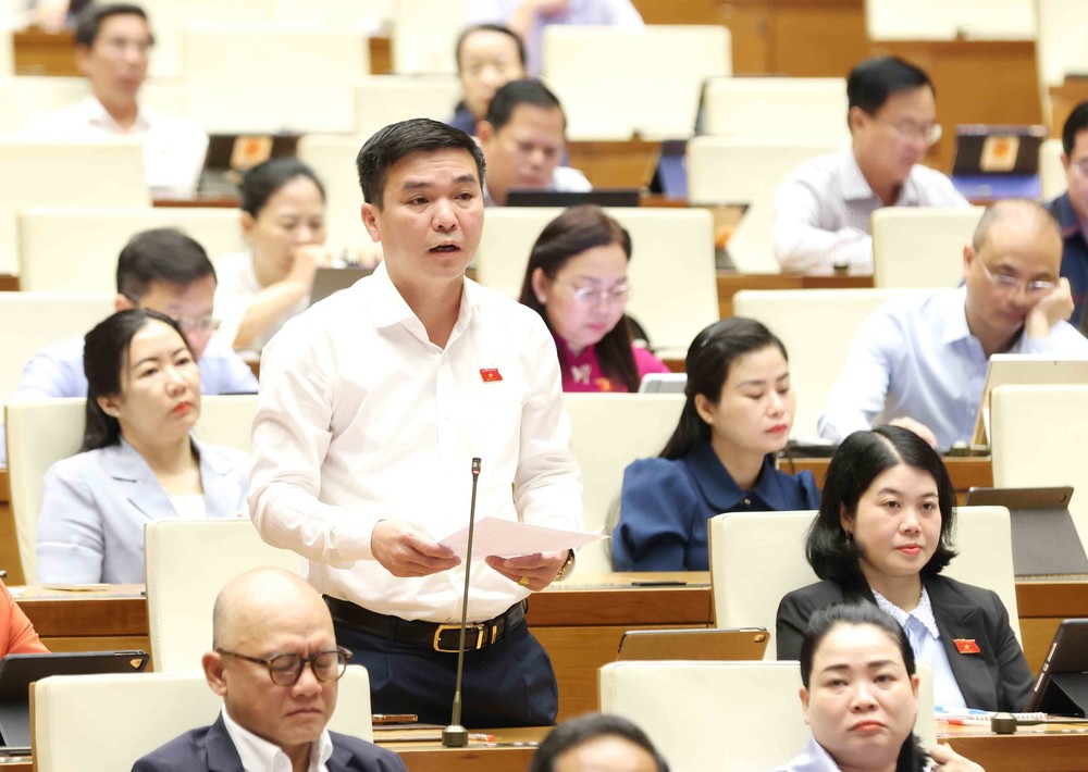 Kỳ họp thứ 9, Quốc hội khóa XV: Đề xuất nâng mức hưởng trợ cấp thất nghiệp lên 65% - Ảnh 2. Kỳ họp thứ 9, Quốc hội khóa XV: Đề xuất nâng mức hưởng trợ cấp thất nghiệp lên 65% - Ảnh 2.