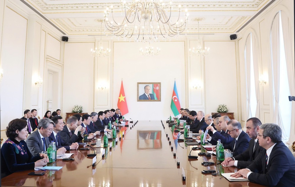 Lễ đón Tổng Bí thư Tô Lâm thăm cấp Nhà nước tới Azerbaijan - Ảnh 14. Lễ đón Tổng Bí thư Tô Lâm thăm cấp Nhà nước tới Azerbaijan - Ảnh 14.