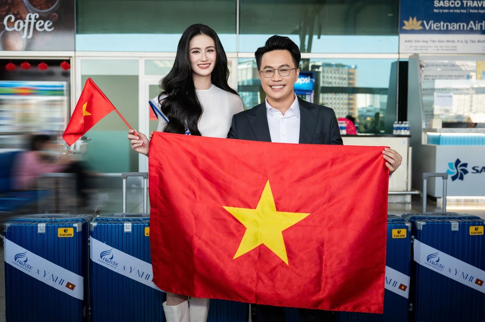 Sau nửa năm rèn luyện, Hoa hậu Ý Nhi lên đường dự thi Miss World 2025 - Ảnh 4. Sau nửa năm rèn luyện, Hoa hậu Ý Nhi lên đường dự thi Miss World 2025 - Ảnh 4.
