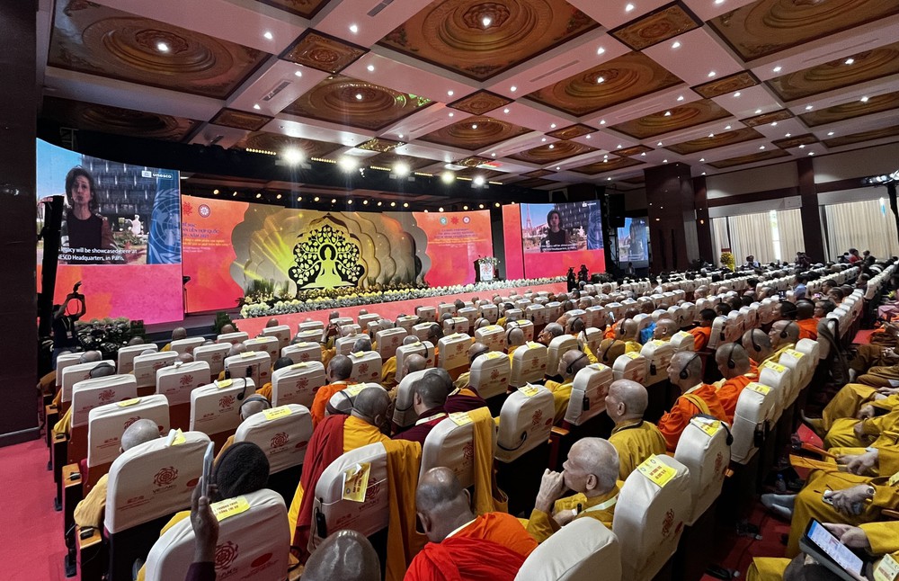 Bế mạc Đại lễ Phật đản Liên hợp quốc lần thứ 20-Vesak 2025 - Ảnh 7. Bế mạc Đại lễ Phật đản Liên hợp quốc lần thứ 20-Vesak 2025 - Ảnh 7.