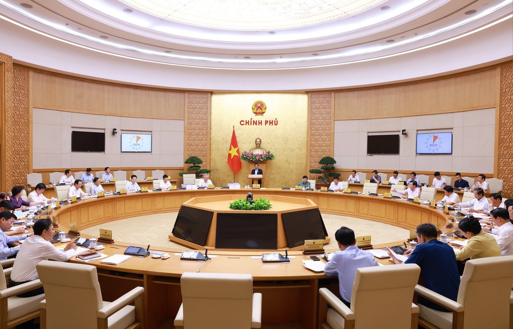 Thủ tướng Phạm Minh Chính: Tổ chức chính quyền địa phương 2 cấp không để gián đoạn công việc - Ảnh 2. Thủ tướng Phạm Minh Chính: Tổ chức chính quyền địa phương 2 cấp không để gián đoạn công việc - Ảnh 2.