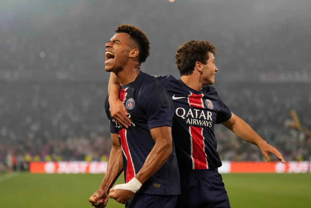 PSG vô địch Champions League: Sau Messi - Ronaldo là kỷ nguyên Yamal - Doue - Ảnh 1.