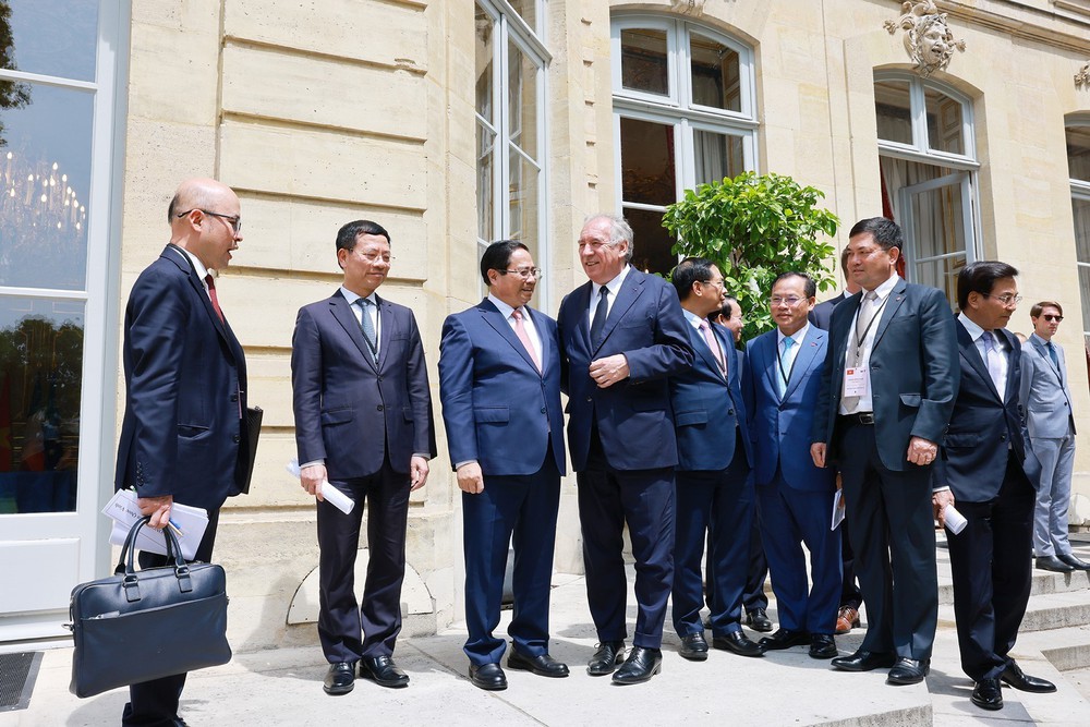 Thủ tướng Phạm Minh Chính hội đàm với Thủ tướng Pháp François Bayrou - Ảnh 12.