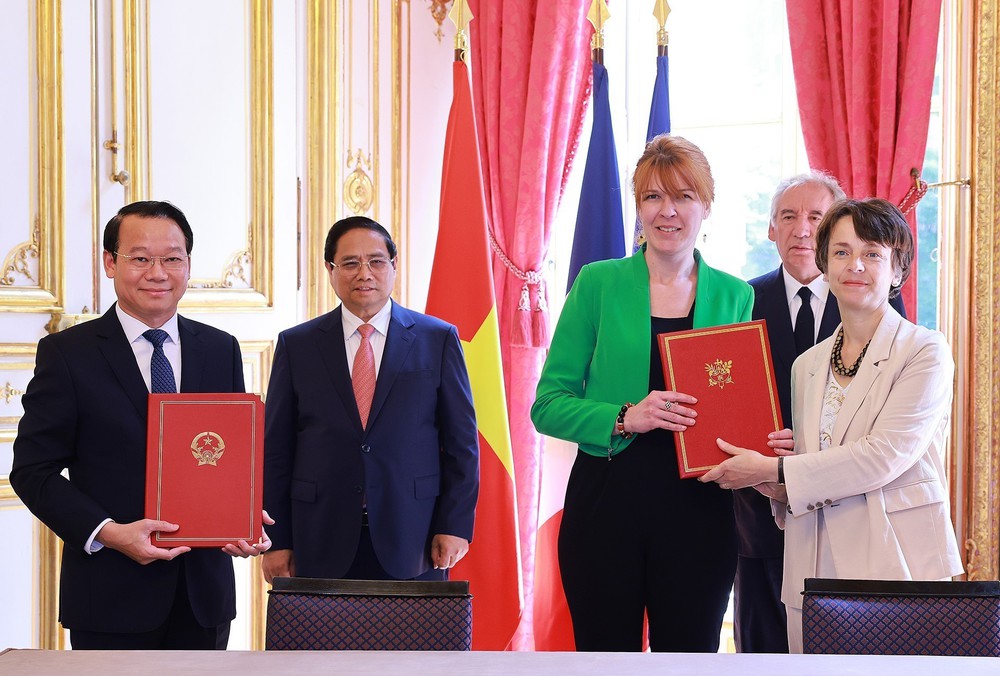 Thủ tướng Phạm Minh Chính hội đàm với Thủ tướng Pháp François Bayrou - Ảnh 11.